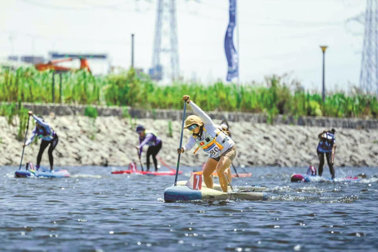 局水上运动, 展望未来, 板赛事