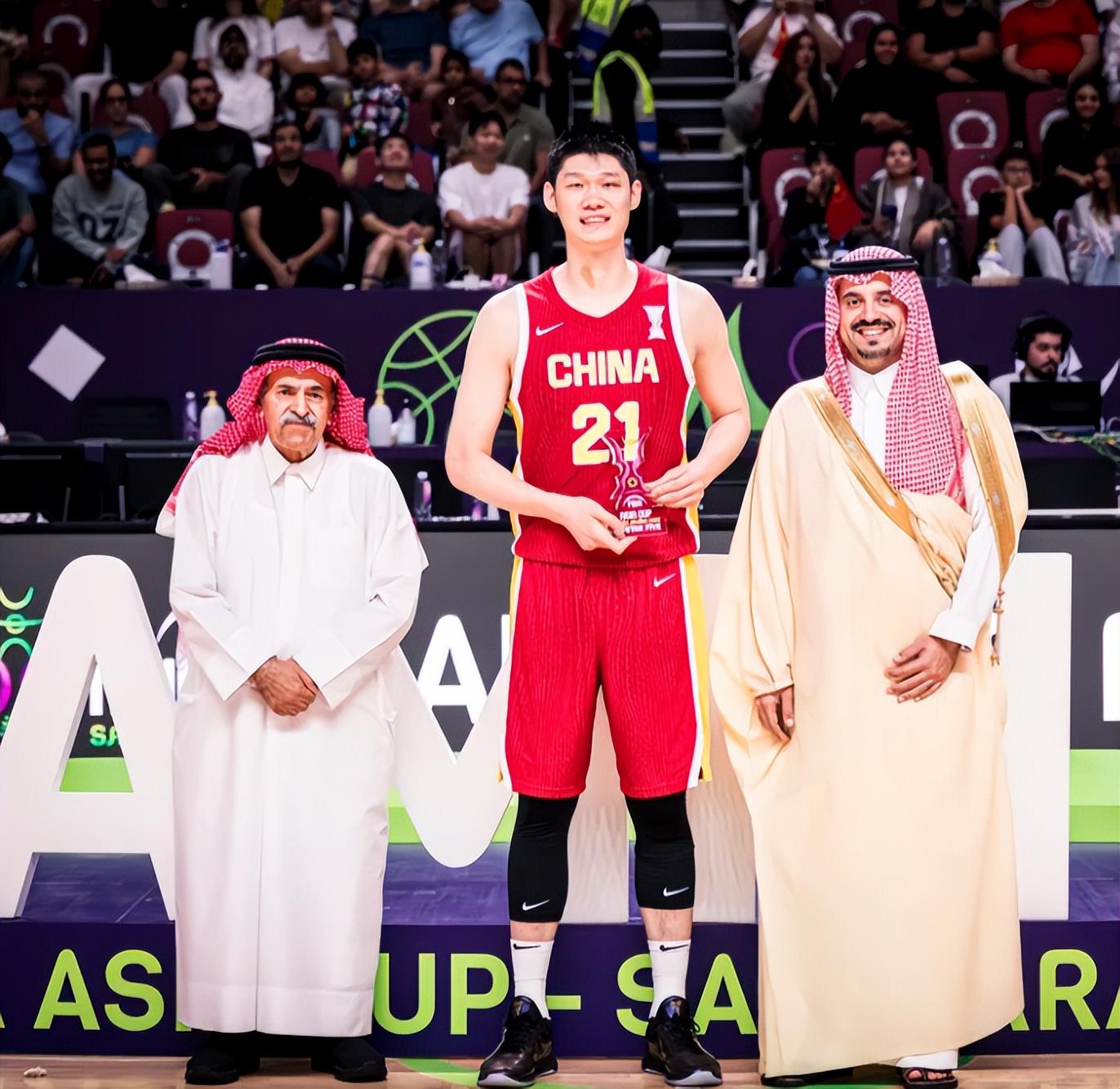 ws, 仅次于赵嘉, 人场均得分