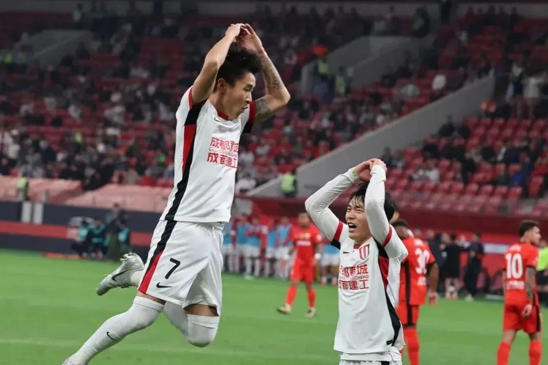 赛淘汰上海, 合计赛季, 冠预选赛的